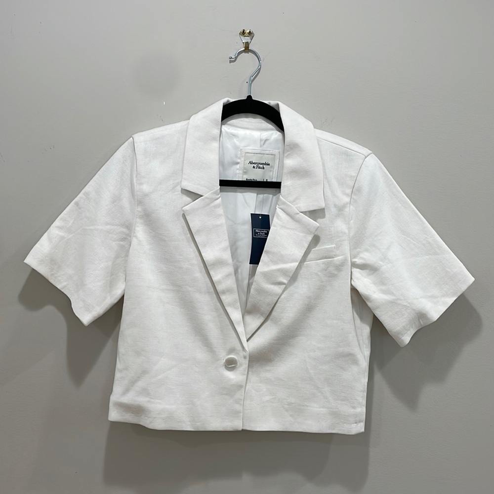 Abercrombie Linen Blend Short Sleeve Cropped Blazer